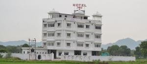 hotel-jmd-in-udaipur (6)